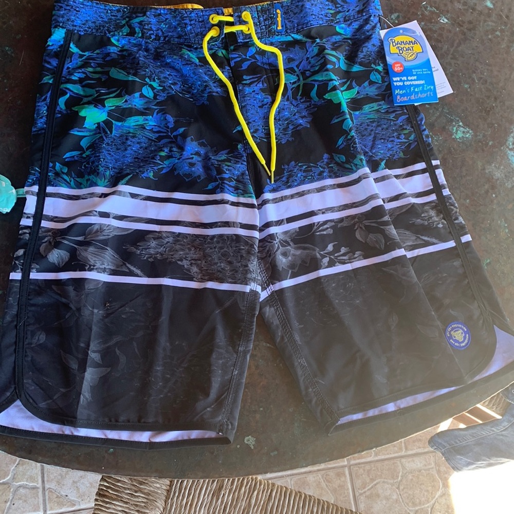 Men’s fast dry board shorts